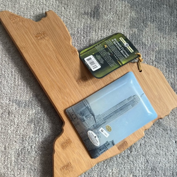 New York cutting board bamboo new with tags - Picture 3 of 3